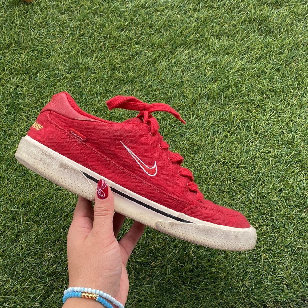 Nike SB Skateboard GTS QS x Supreme 801621-661